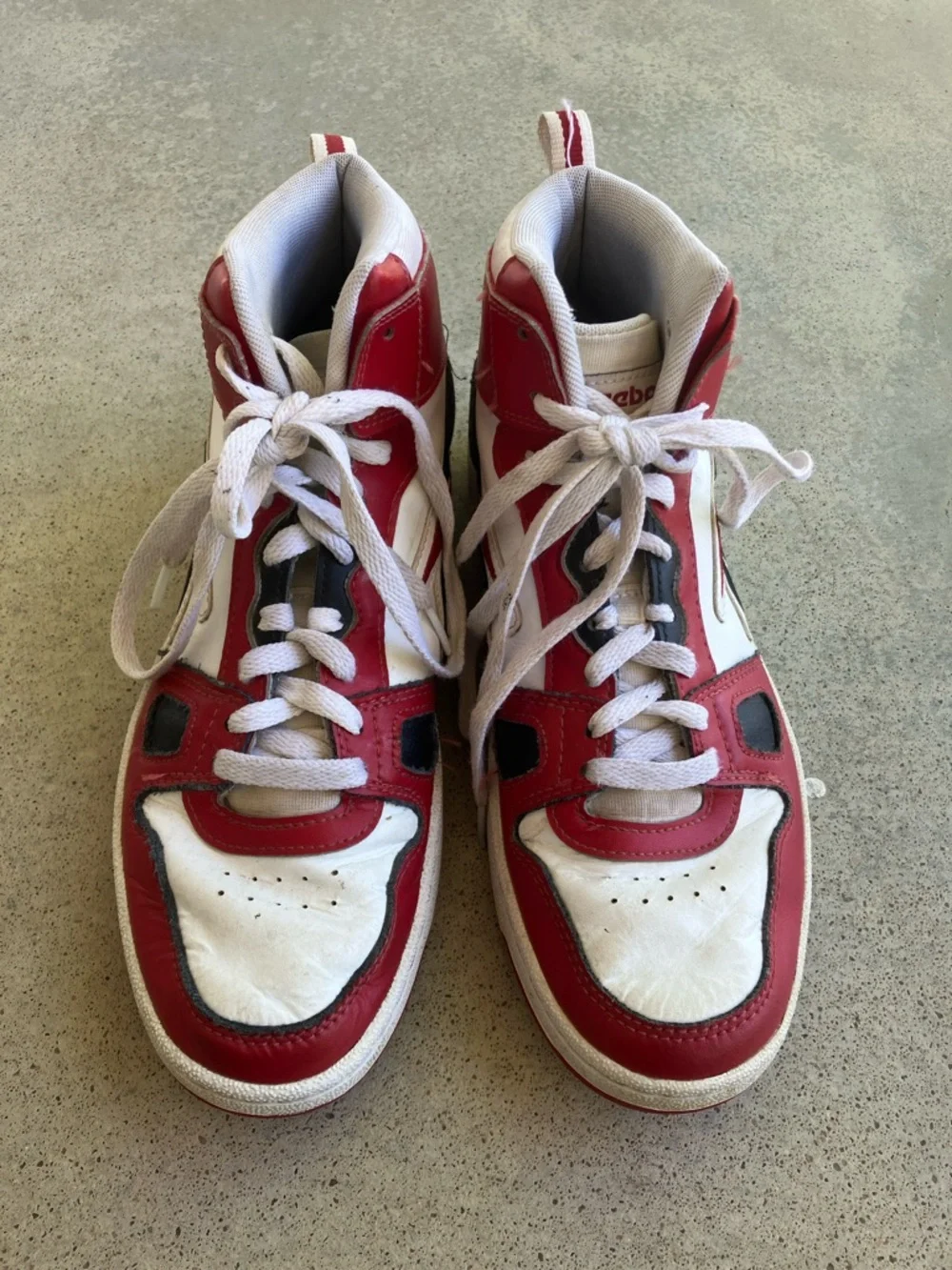 Reebok Resonator Mid Red and White Leather Sneakers, 7